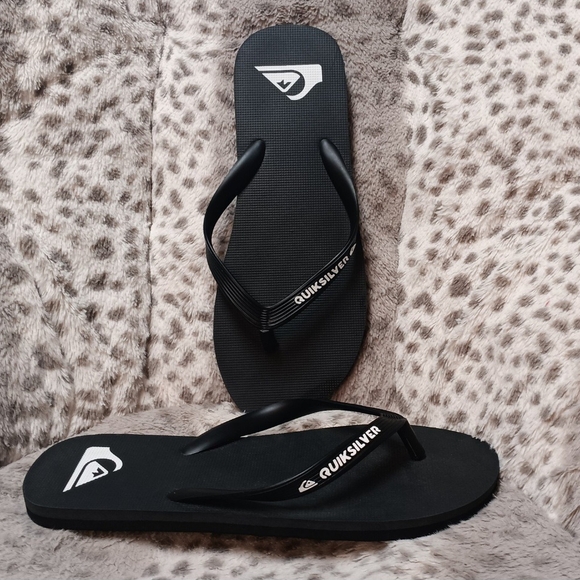 Quiksilver Black Flip Flops - Picture 1 of 4